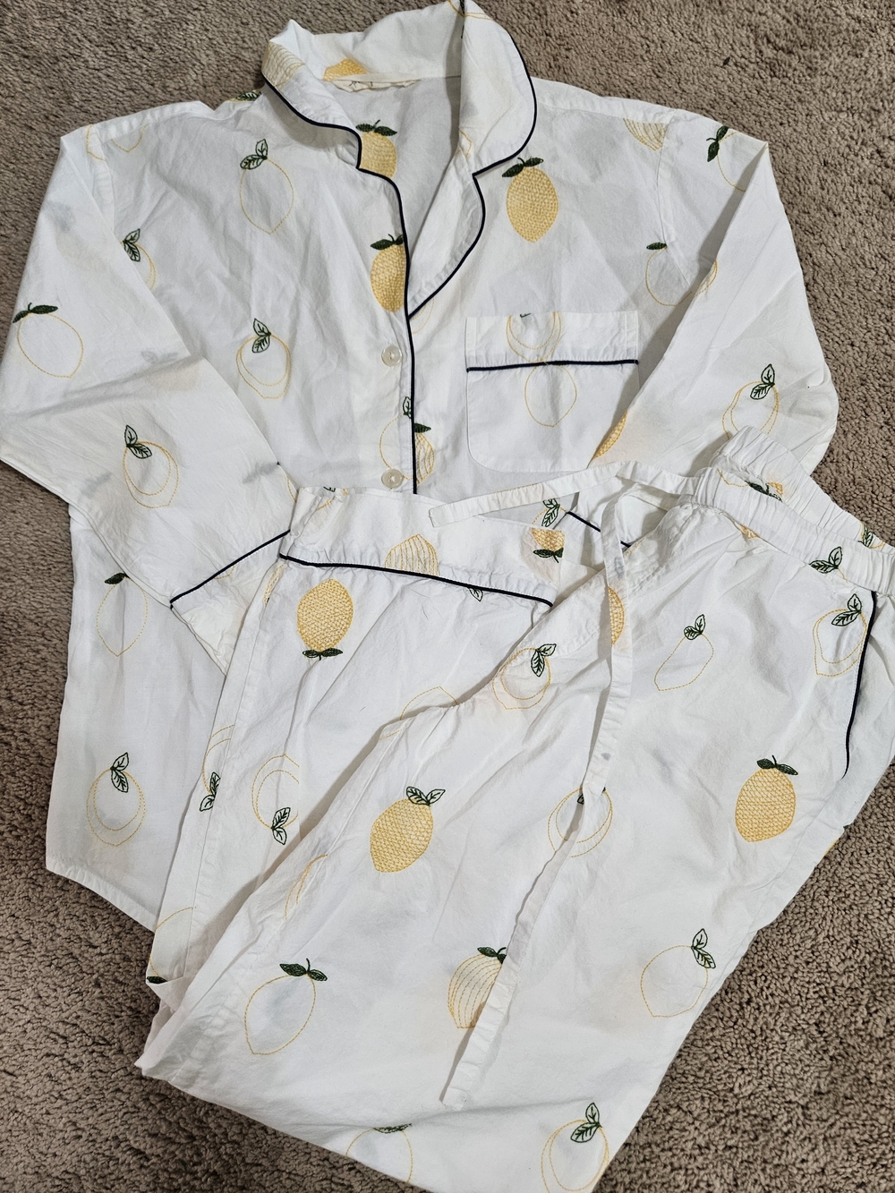 Printfresh White Lemon-Print Pajama Set